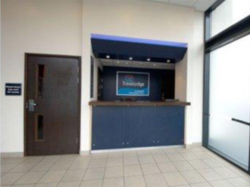 Travelodge Liverpool Stonedale Park Екстериор снимка