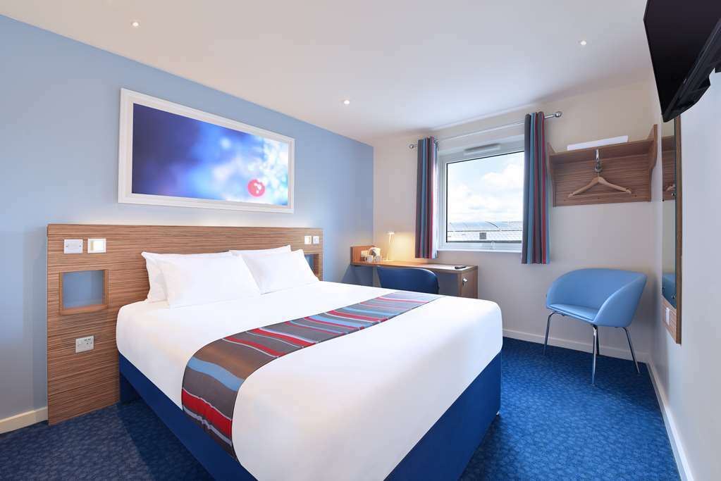 Travelodge Liverpool Stonedale Park Стая снимка